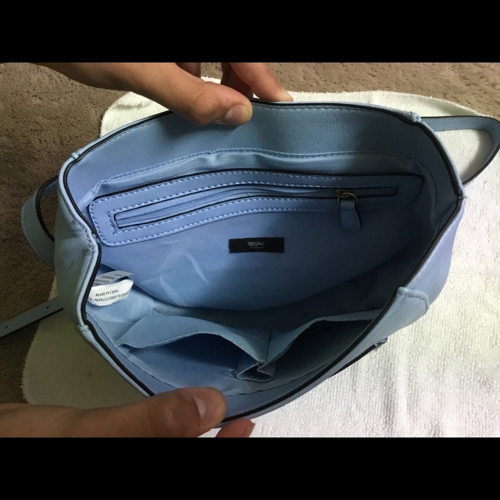 Mossimo Faux Leather Blue Saddle Crossbody Bag - Picture 3 of 8